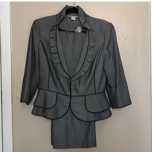 White House Black Market Women’s Pants Suit - NWT